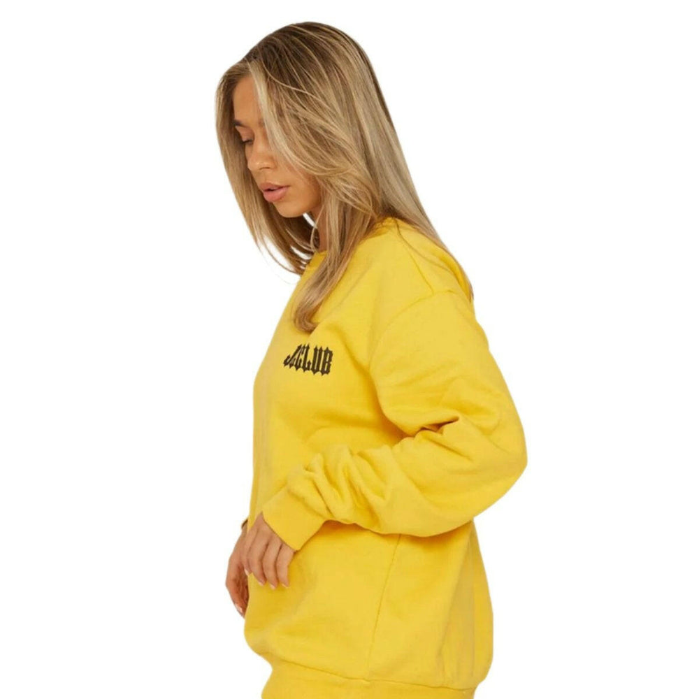 
                      
                        Yellow Jumper woman
                      
                    