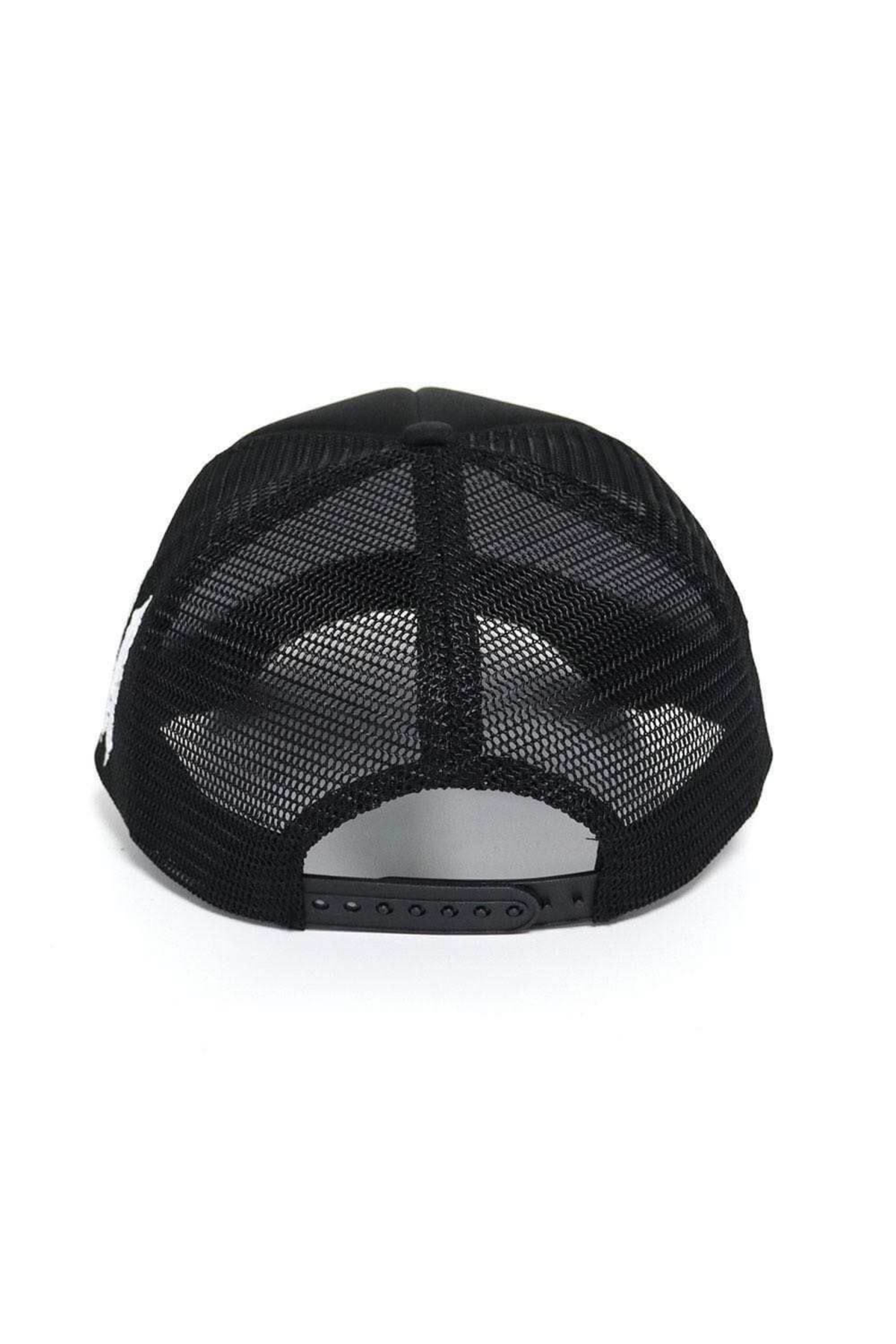 AWANTAA (we outside) Cap